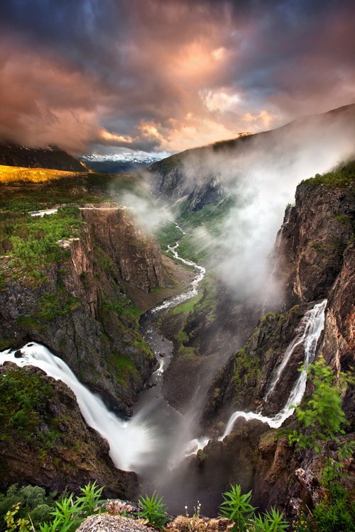 voringfossen-waterfall